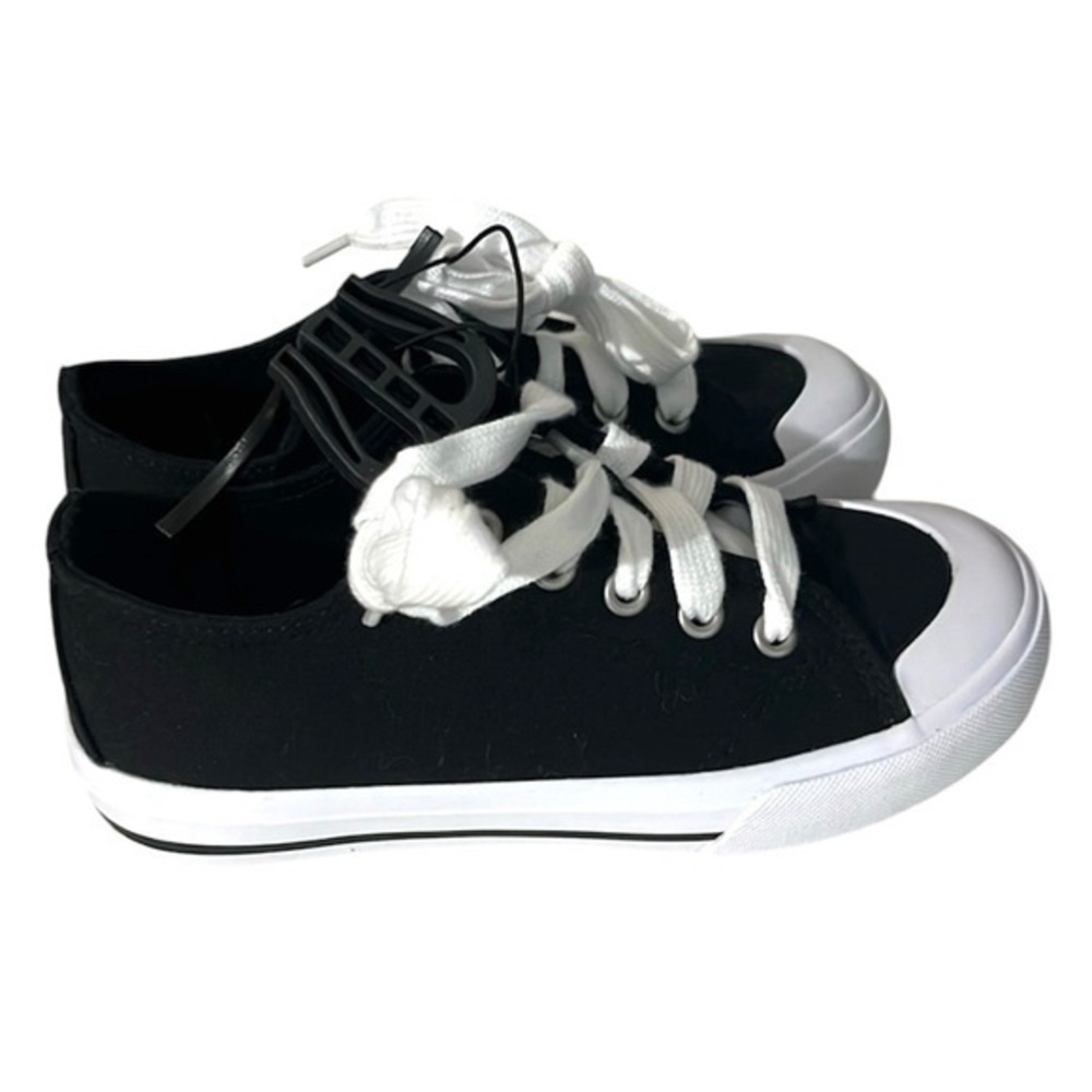 New Wonder Nation Girl’s Boy’s Black and White Canvas Sneakers Size 13 NWT